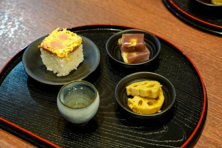 豪快な山賊グルメや世界的に評価される酒蔵など、山口県岩国市の名物グルメ 4 選！