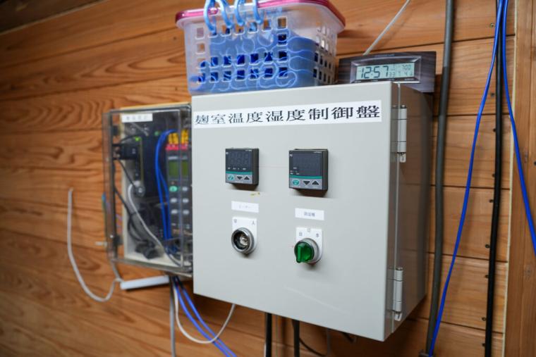 鳥取の山間の町にある 1909 年創業の酒蔵見学へ。手間暇かけてつくるうま味の濃い日本酒