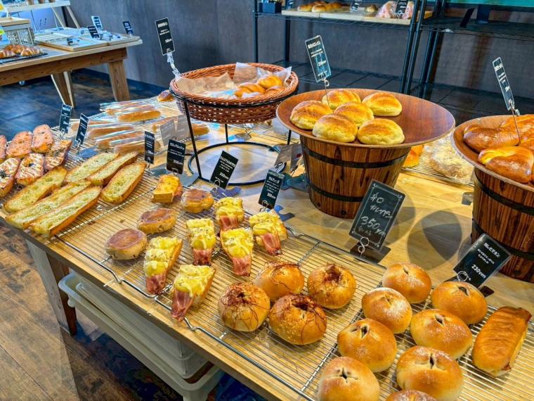 【島根】朝ドラ・ばけばけの舞台で発見！小泉八雲にちなんだ可愛くて深い「怪談パン」とは？