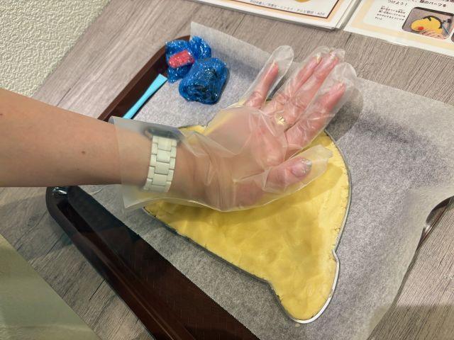 三宮に新体験スポット！クレヨンしんちゃんの“ドデカクッキー”づくりを楽しもう！