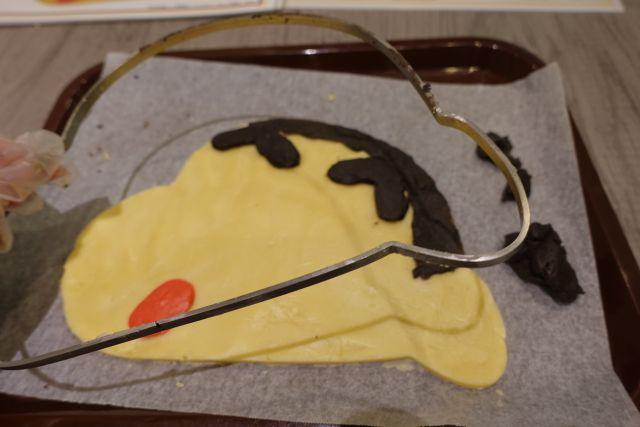 三宮に新体験スポット！クレヨンしんちゃんの“ドデカクッキー”づくりを楽しもう！