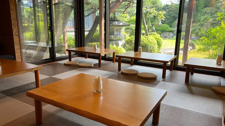 【富山】日常を忘れる静かな贅沢 日本庭園美しいカフェで小旅行気分「L'con」