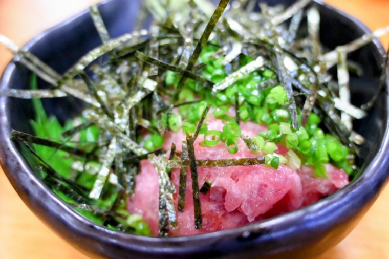 【高知】コスパ最高！宿毛に行ったら絶対行きたいマグロ専門店「居酒屋 いごっそ」