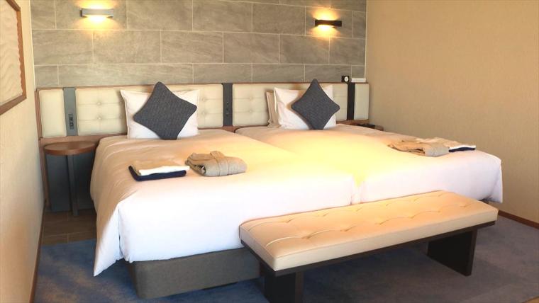 古宇利島の高台からの絶景と美食に癒されるリゾートホテル「BATON SUITE 沖縄古宇利島」（今帰仁村）