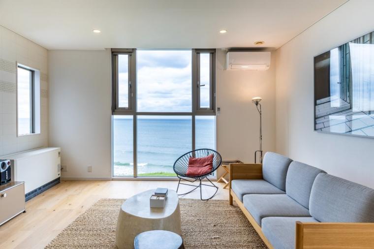 出雲の絶景に癒やされる時間。海を望む断崖の中の「IZUMO HOTEL THE CLIFF」で非日常ステイ