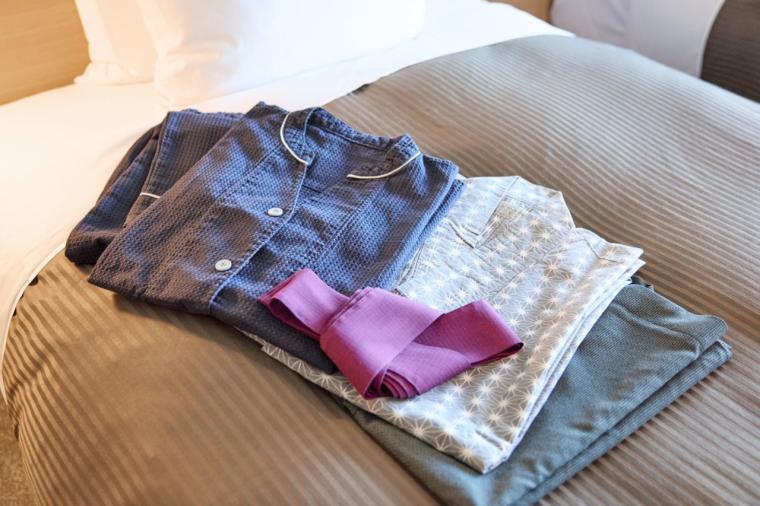 伊豆の海も夕焼けも温泉で満喫！14もの貸切風呂と豪華舟盛りが楽しめる「ニューとみよし」