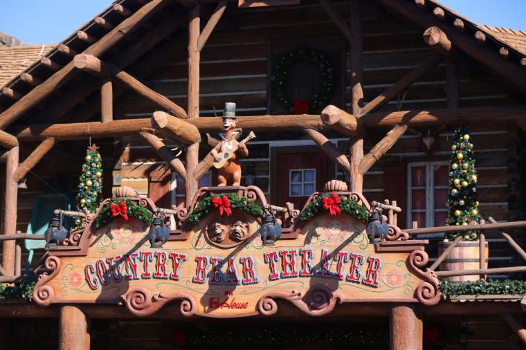 新パレード「トイズ・ワンダラス・クリスマス！」がすごい！東京ディズニーランドのクリスマス