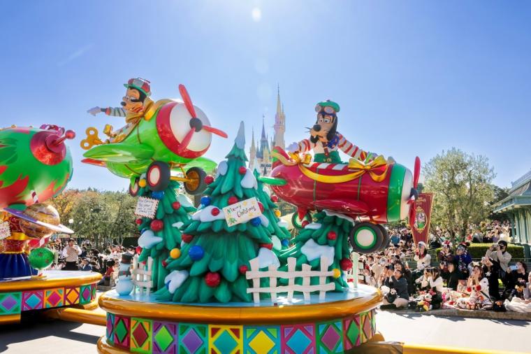 新パレード「トイズ・ワンダラス・クリスマス！」がすごい！東京ディズニーランドのクリスマス