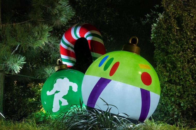 特別な 1 日を。クリスマスだけの光と魔法に包まれた「ディズニーホテル」へ