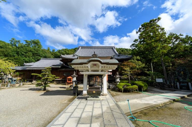 三番札所 亀光山 釈迦院 金泉寺（きこうざん しゃかいん こんせんじ）