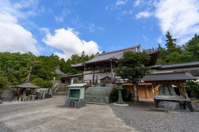 七番札所 光明山 蓮華院 十楽寺（こうみょうざん れんげいん じゅうらくじ）