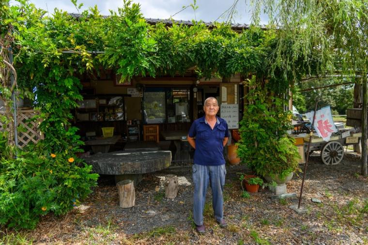 鐘萬 うるし茶屋