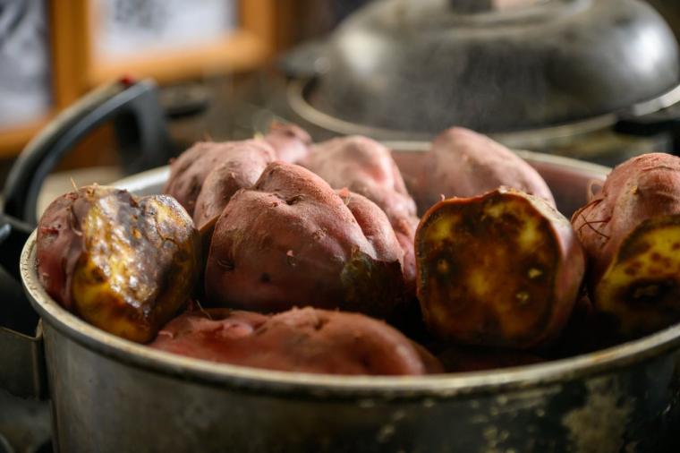 鐘萬 うるし茶屋