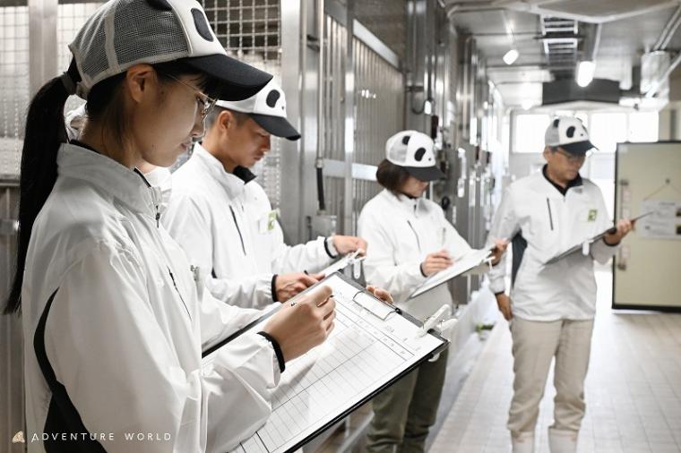 パンダの飼育スタッフになってみぃひん？ アドベンチャーワールドならではの新アトラクション誕生！