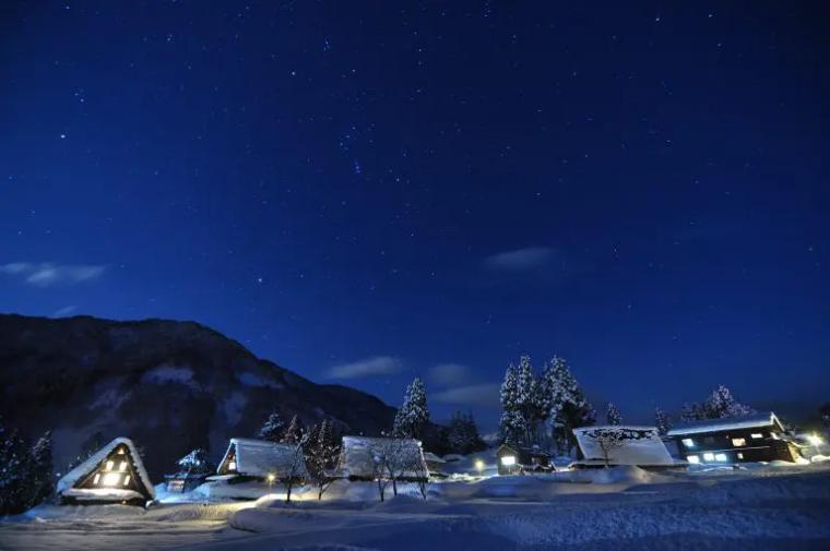 【富山イルミネーションまとめ 2025-2026】定番のまちなかスポットや世界遺産の合掌造りライトアップも