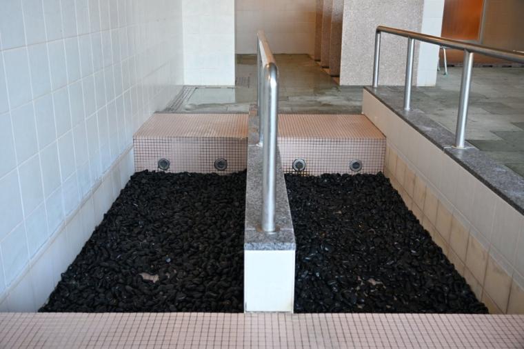 仁淀川を望む天然温泉×サンゴライト化粧水風呂も「亀の井ホテル 高知」