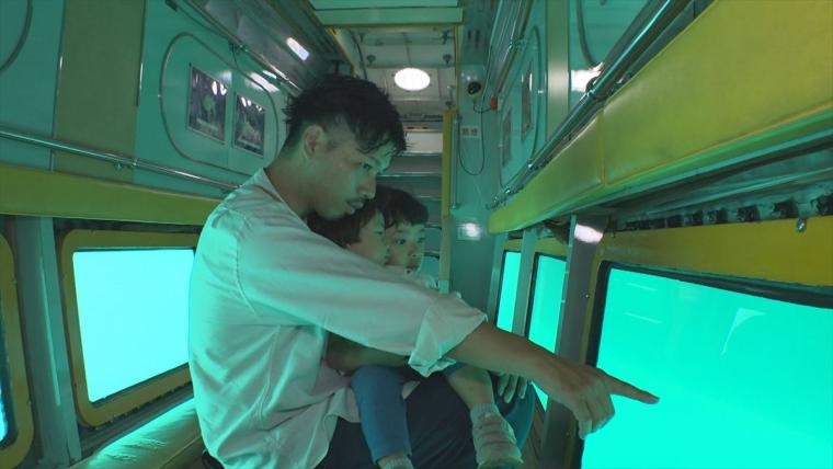 雨の日でも遊べる！海中観察・キッズスペース・プラネタリウムをめぐる親子ゆいレール散歩（那覇市）