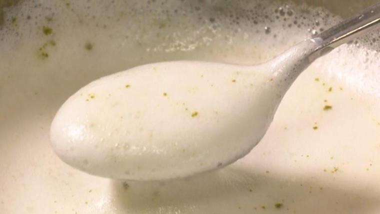 【静岡県藤枝市・岡部宿 柏屋】五右衛門風呂の「足湯」登場 どうやって入るの? 江戸大正ロマンを満喫しよう