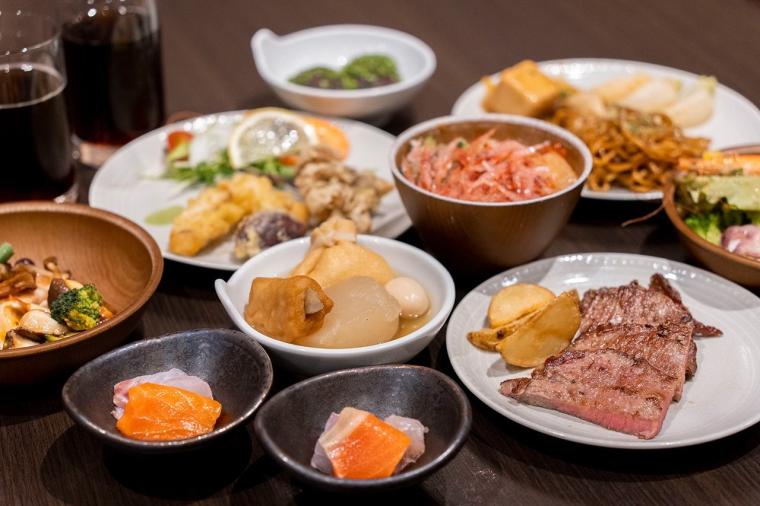 昭和レトロ、温泉、海を大満喫！ホテルニューアカオのオーシャン・ウイングで船旅気分