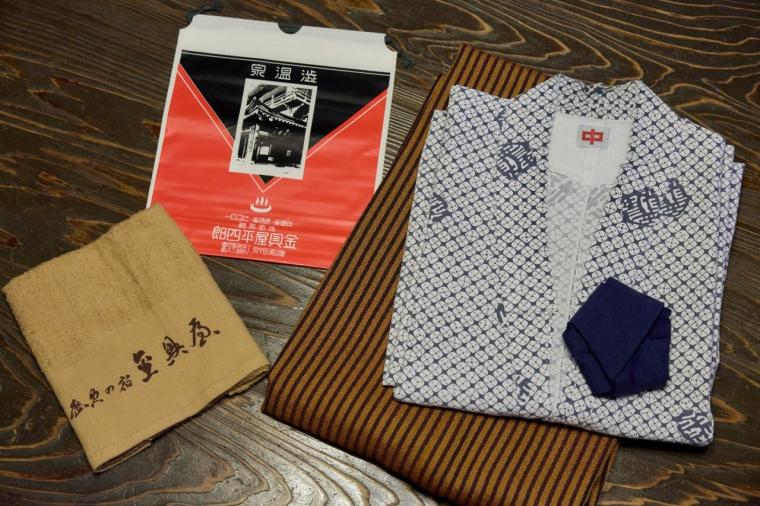 歴史の宿 金具屋