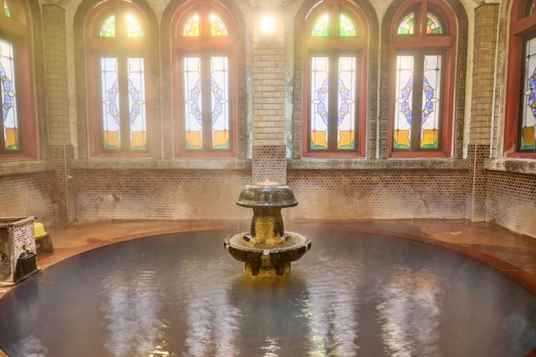 歴史の宿 金具屋