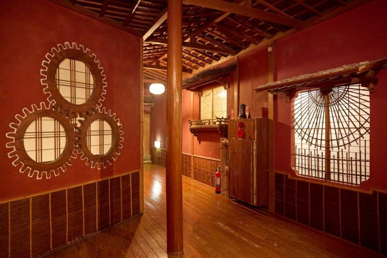 歴史の宿 金具屋