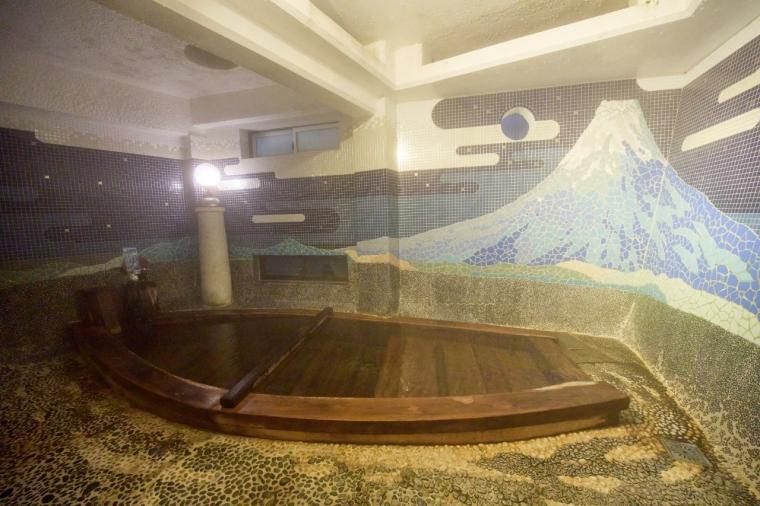 歴史の宿 金具屋