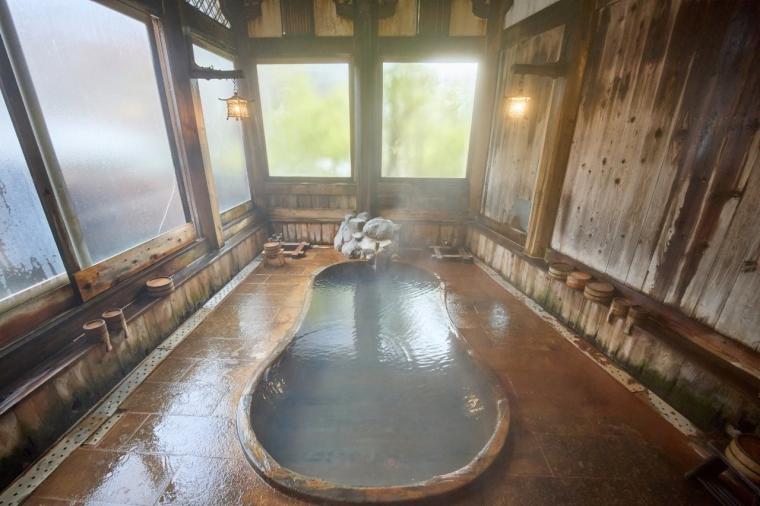 歴史の宿 金具屋