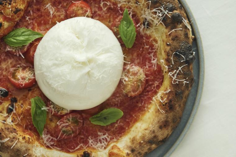 「Premium hotel MONday 舞浜ビューⅠ」ピザ