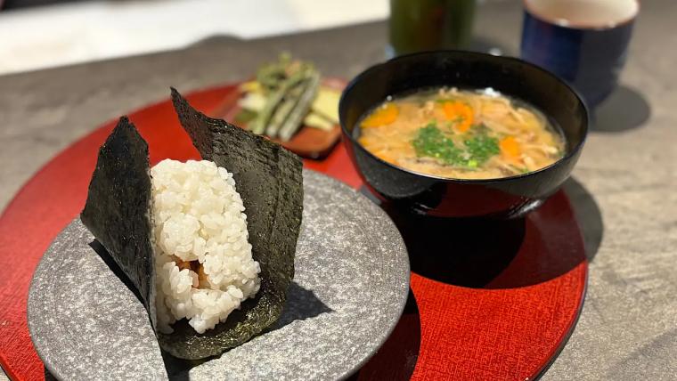 “富山の寿司屋”が本気で作ったおにぎり専門店【ASHIGARU ONIGIRI】ワンランク上の贅沢モーニング
