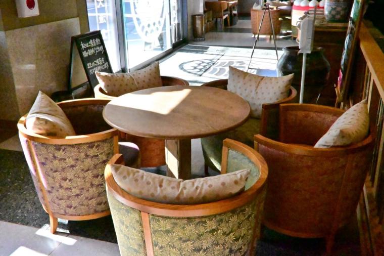 【高知】厳選素材を使ったバーガー・カレー・パスタ「須﨑大漁堂」