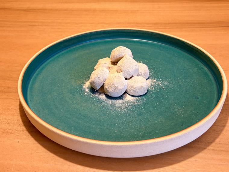 鳥取のお土産にも。老舗和菓子店が作る、“新時代”の四角い大福と和風クッキー