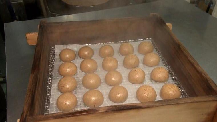 静岡県焼津市の隠れたソウルフード“みそまん”がある店 港町が育んだ甘じょっぱい味