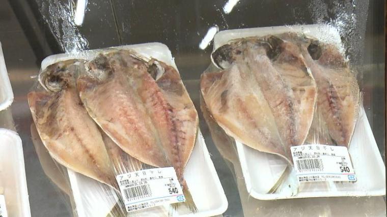 【静岡県静岡市・長田じまん市】“丸子のとろろ汁”で有名 「自然薯」が並ぶ直売所 新鮮なシラスも買える