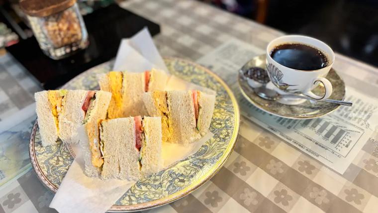 高岡駅南で半世紀 本格焙煎コーヒーと軽食を楽しむ老舗喫茶【自家焙煎珈琲店 らんぶる】
