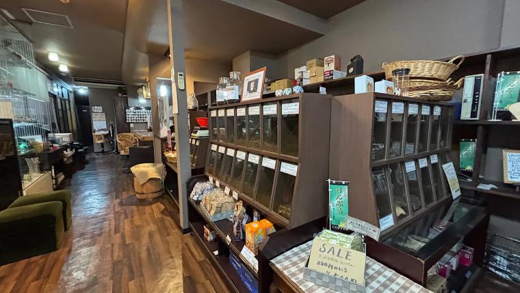 高岡駅南で半世紀 本格焙煎コーヒーと軽食を楽しむ老舗喫茶【自家焙煎珈琲店 らんぶる】