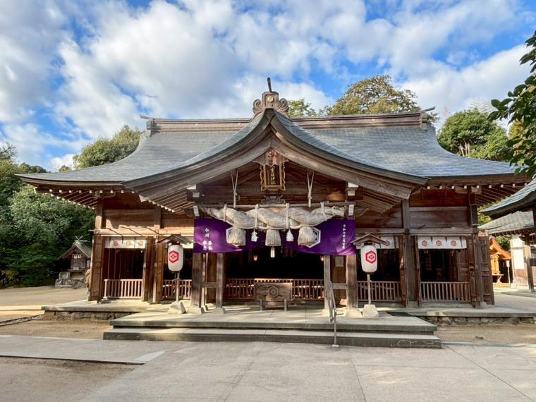 島根が舞台、朝ドラ「ばけばけ」に登場した占いのできる池。縁結びで有名な八重垣神社