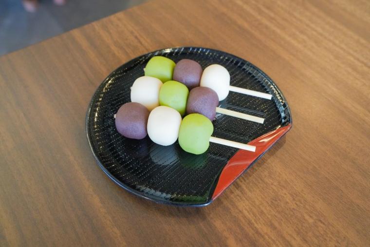 鳥取の定番土産、明治生まれのロングセラー「打吹公園だんご」