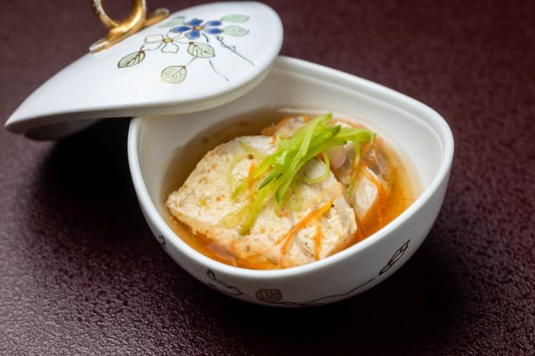 西山温泉 慶雲館