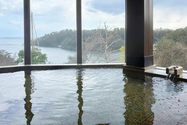 洞窟風呂の宿 百楽荘