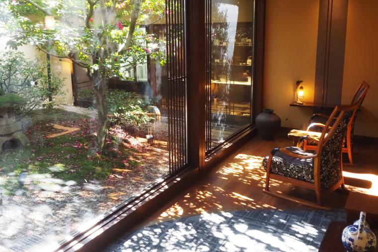 洞窟風呂の宿 百楽荘