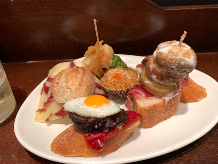 イクラかけ放題＆朝からお酒!? 旅のプロが絶賛する「最強の朝食ホテル」とは？【推し旅白書 2026】