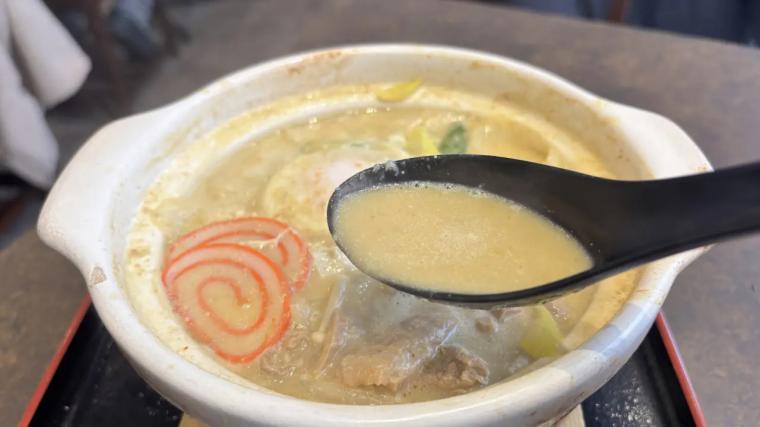 行列ができる富山名物もつ煮込みうどん【糸庄】ファボーレ店だけで食べられる新メニュー：グリーンカレー