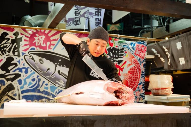 和歌山マリーナシティホテル＋黒潮市場 マグロ解体ショー