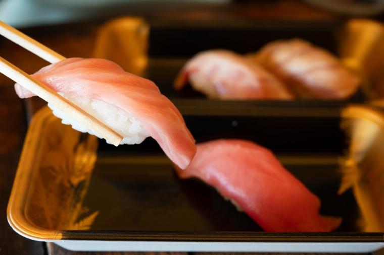 和歌山マリーナシティホテル＋黒潮市場 マグロ解体ショー