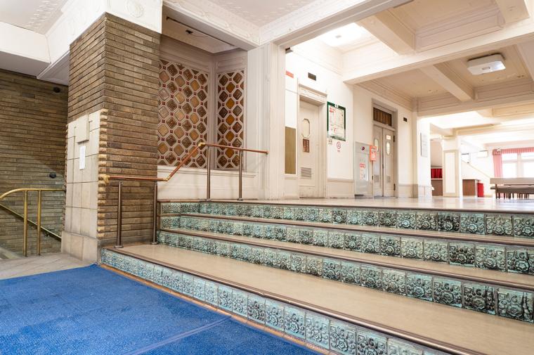 映画『国宝』ロケ地（先斗町歌舞練場）