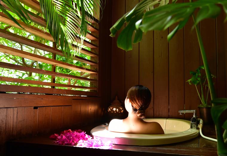 「ココ ガーデンリゾート オキナワ」スパ1