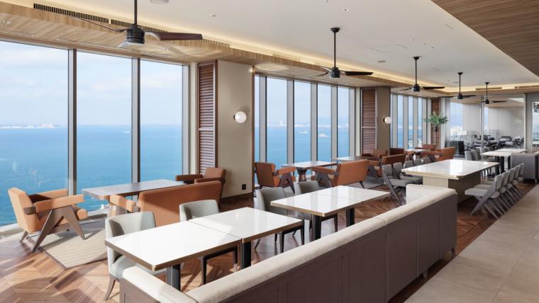 「福岡プリンスホテル ももち浜」クラブラウンジ