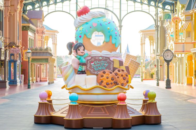 東京ディズニーランド「パルパルーザ」ヴァネロペ