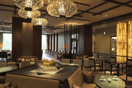 京王プラザホテル